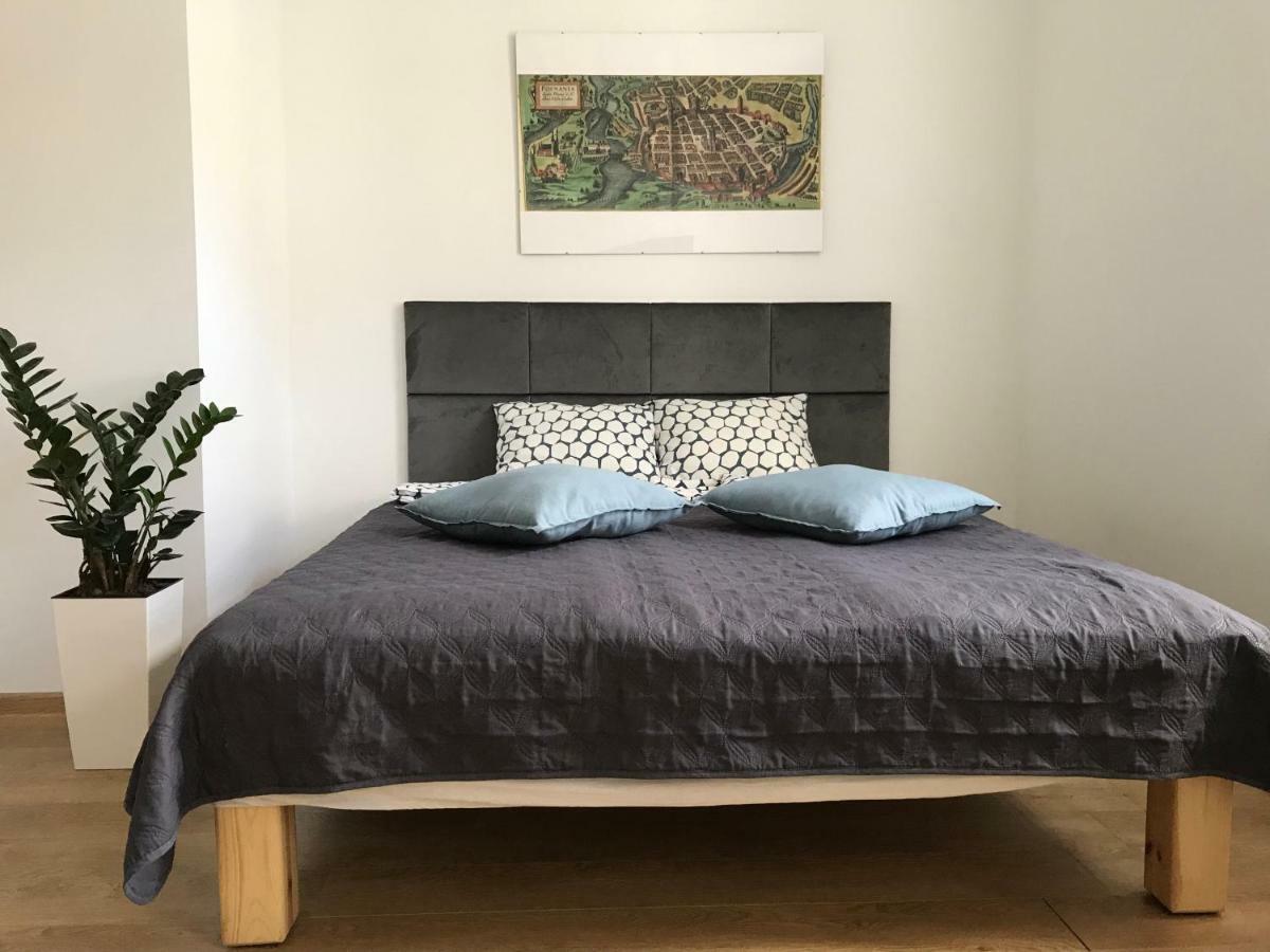 Poznan Rents - Apartamenty Stare Miasto Parking Gratis Ngoại thất bức ảnh