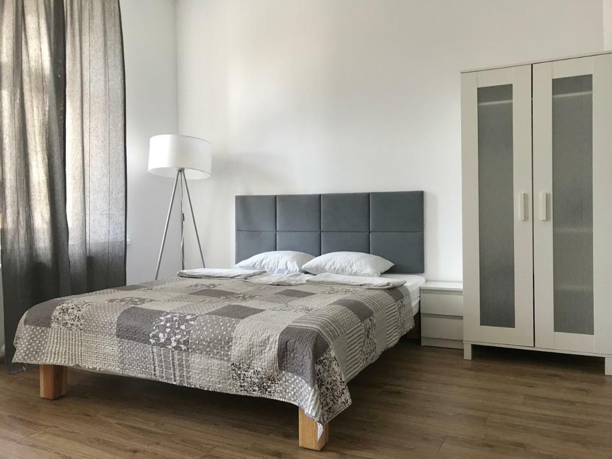 Poznan Rents - Apartamenty Stare Miasto Parking Gratis Ngoại thất bức ảnh